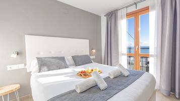 3 slaapkamers, een strijkplank/strijkijzer, gratis wifi, beddengoed