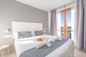 3 makuuhuonetta, silitysrauta/-lauta, ilmainen Wi-Fi, vuodevaatteet