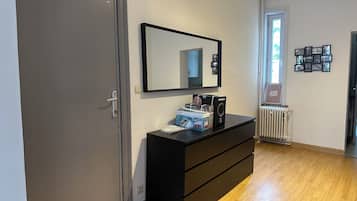 Leilighet, 1 soverom, røyk, byutsikt | Innvendig
