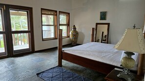House, Ensuite, Sea View (Luxury Seaside Villa) | 3 bedrooms, minibar, in-room safe, free WiFi - Villa Esplanade- Seascape Villas (San Pedro)