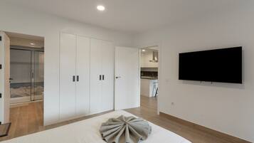 1 bedroom, iron/ironing board, free WiFi, bed sheets