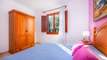 4 chambres, fer et planche Ă repasser, Wi-Fi gratuit, draps fournis