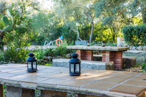 Property grounds - Villa 'Alzina' with Mountain View, Wi-Fi and Air Conditioning (Illes Balears)