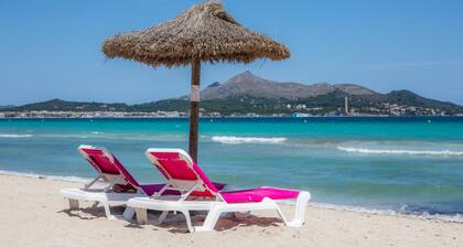 Chalet 'Llac D'alcudia' with Lake View, Wi-Fi and Air Conditioning