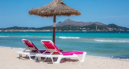 Chalet 'Llac D'alcudia' with Lake View, Wi-Fi and Air Conditioning