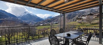 Apartamento 'A5' con vistas a la montaña, terraza privada y Wi-Fi