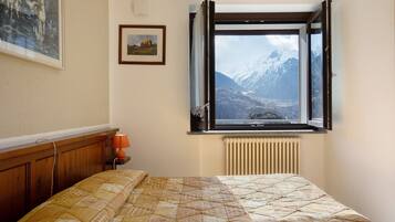 2 Schlafzimmer, Bügeleisen/Bügelbrett, kostenloses WLAN, Bettwäsche