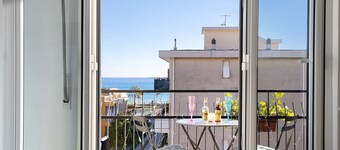 Apartment 'Vista Mare A 150 Mt Dalla Spiaggia' with Sea View, Private Terrace and Air Conditioning