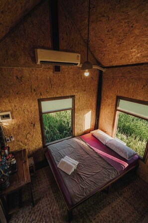 Deluxe Villa, Garden View | Free wired Internet - hueankwankhao (Chom Thong)