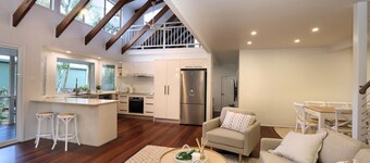 6 Dooley Street Bargara