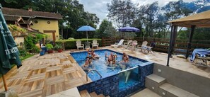 Outdoor pool - Hortênsias Pousada Boutique - Piscina  (Camanducaia)