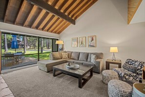 TV connectée, cheminée