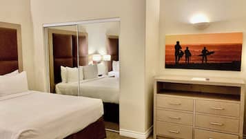 2 habitaciones, tabla de planchar con plancha, wifi y ropa de cama