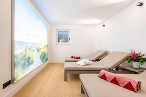 Spa - F27 Living - Wellness. Modern. Close to the beach. (Sylt)
