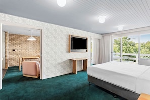 Premier Family Room