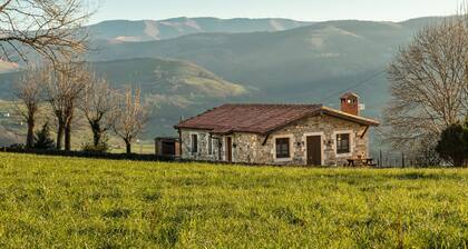 Apartment 'Juntana 1' with Mountain View, Shared Terrace and Wi-Fi