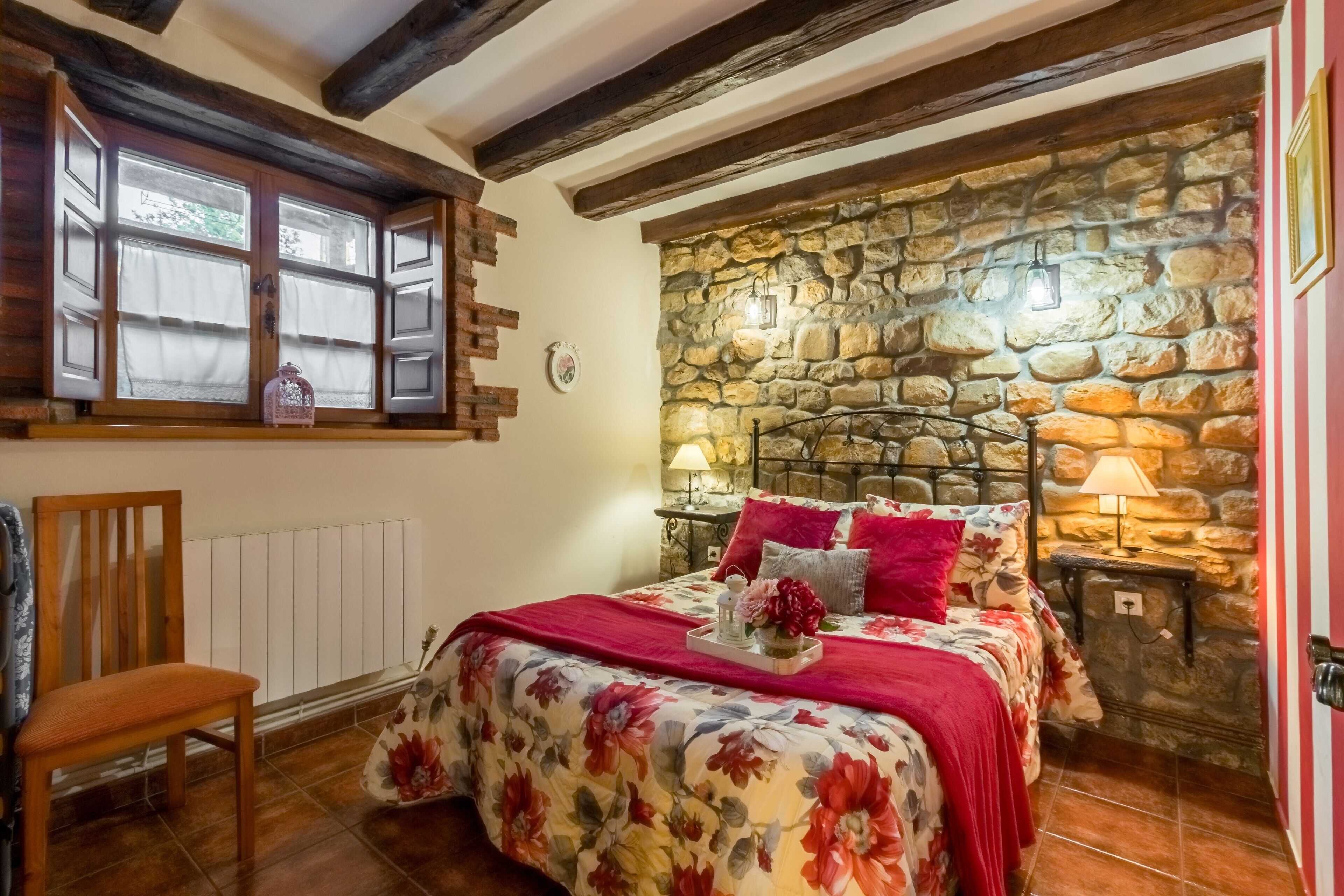 3 chambres, Wi-Fi gratuit, draps fournis