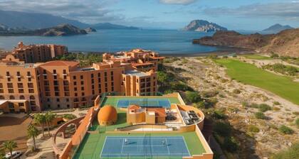 Luxury Oceanfront Escape in Loreto with Spectacular Golf & Views