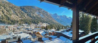 Apartment 'Casadegli Orsi' with Mountain View, Balcony and Wi-Fi