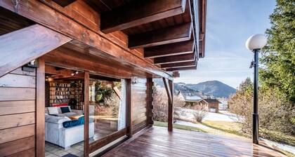Chalet 'Des Charmes' mit Bergblick, privater Terrasse und WLAN