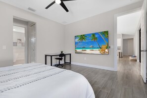 4 bedrooms, desk, free WiFi, bed sheets