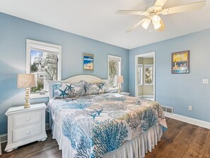 6 bedrooms, iron/ironing board, free WiFi
