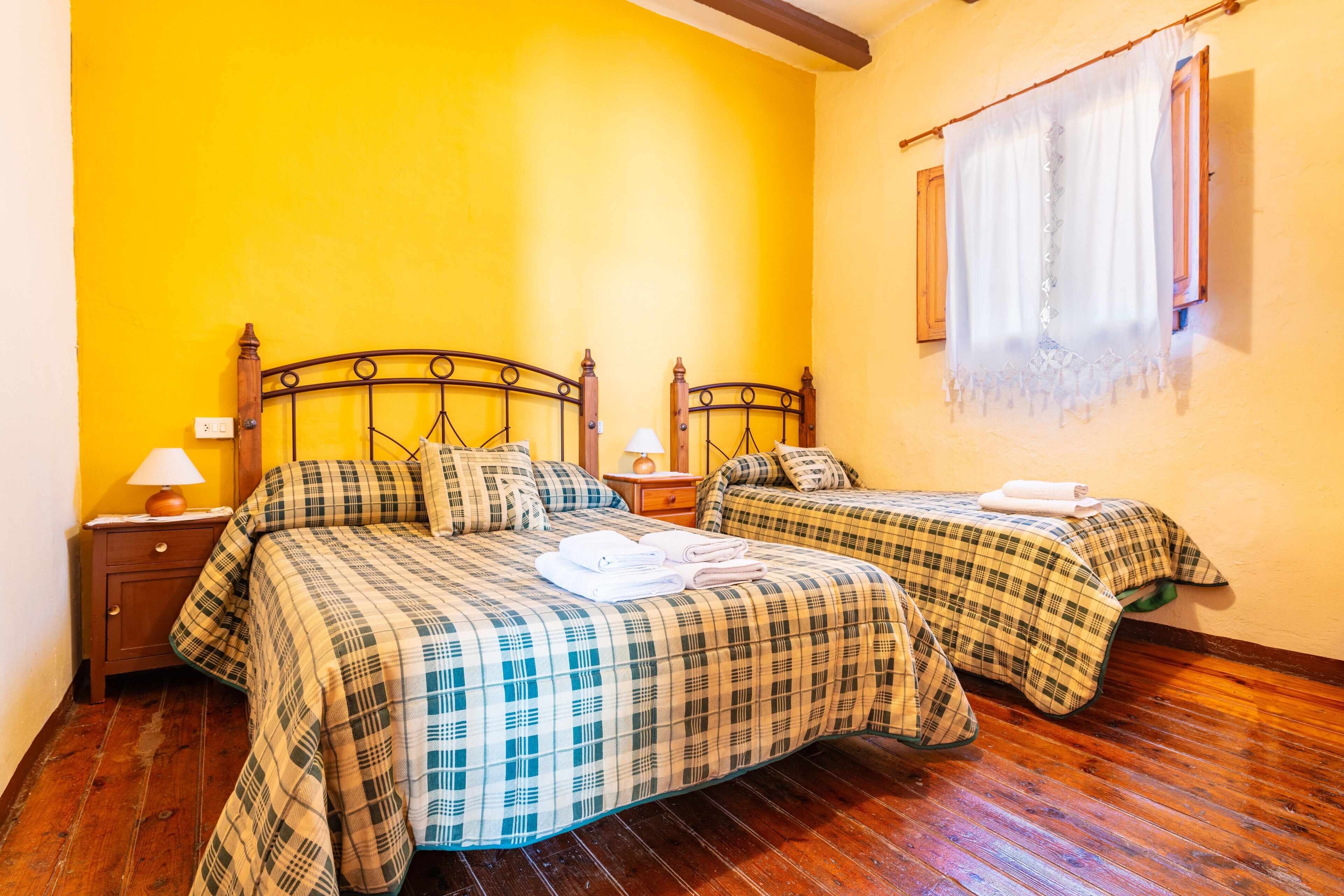 6 Schlafzimmer, kostenloses WLAN, Bettwäsche