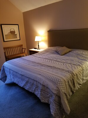 3 habitaciones, tabla de planchar con plancha, cuna de viaje y wifi 