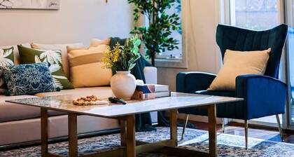 StayAU Pakenham Townhouse with Lakeview