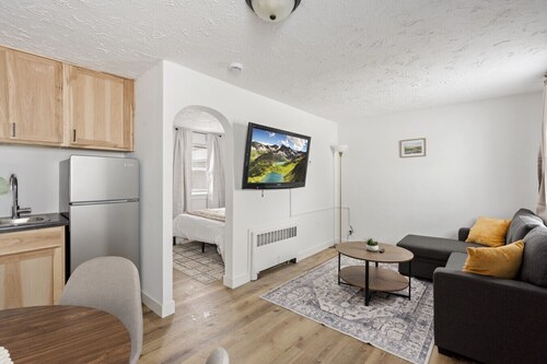 Leech Lake Views | Quaint Stay Near Town & Hiking