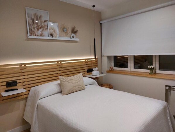 Comfort-Doppelzimmer, Nichtraucher, eigenes Bad | Schreibtisch, laptopgeeigneter Arbeitsplatz, schallisolierte Zimmer