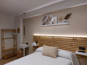 Chambre Double Confort, non-fumeur, salle de bains privée