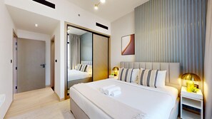 1 bedroom, iron/ironing board, free WiFi, bed sheets - Modern 1BR Apartment JVC |Community & Skyline View (Jumeirah Village Circle)