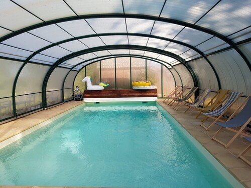 Chambre d'hôtes 'Marquise De Pompadour' avec piscine, petit déjeuner jardin partagé et Wi-Fi