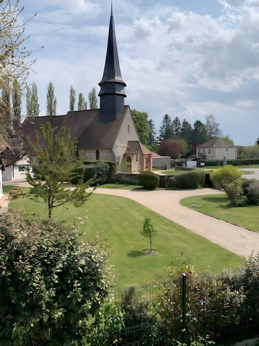 Chambre d'hôtes 'English Garden' avec piscine, petit déjeuner, jardin partagé et Wi-Fi