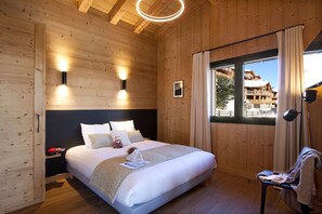5 chambres, lit parapluie, Wi-Fi gratuit, draps fournis
