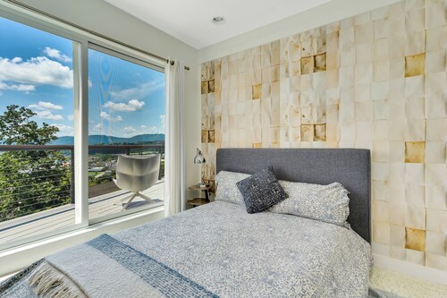 Chatt Pulse:Spacious, Chic Chattanooga Retreat