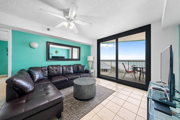Smart TV - Spectacular view, 3BR/2BA Ocean front condo with heated pool and private beach (Orange Beach)