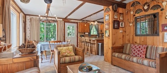 The Kennel Club - pet friendly, Beaver Mountain Lake