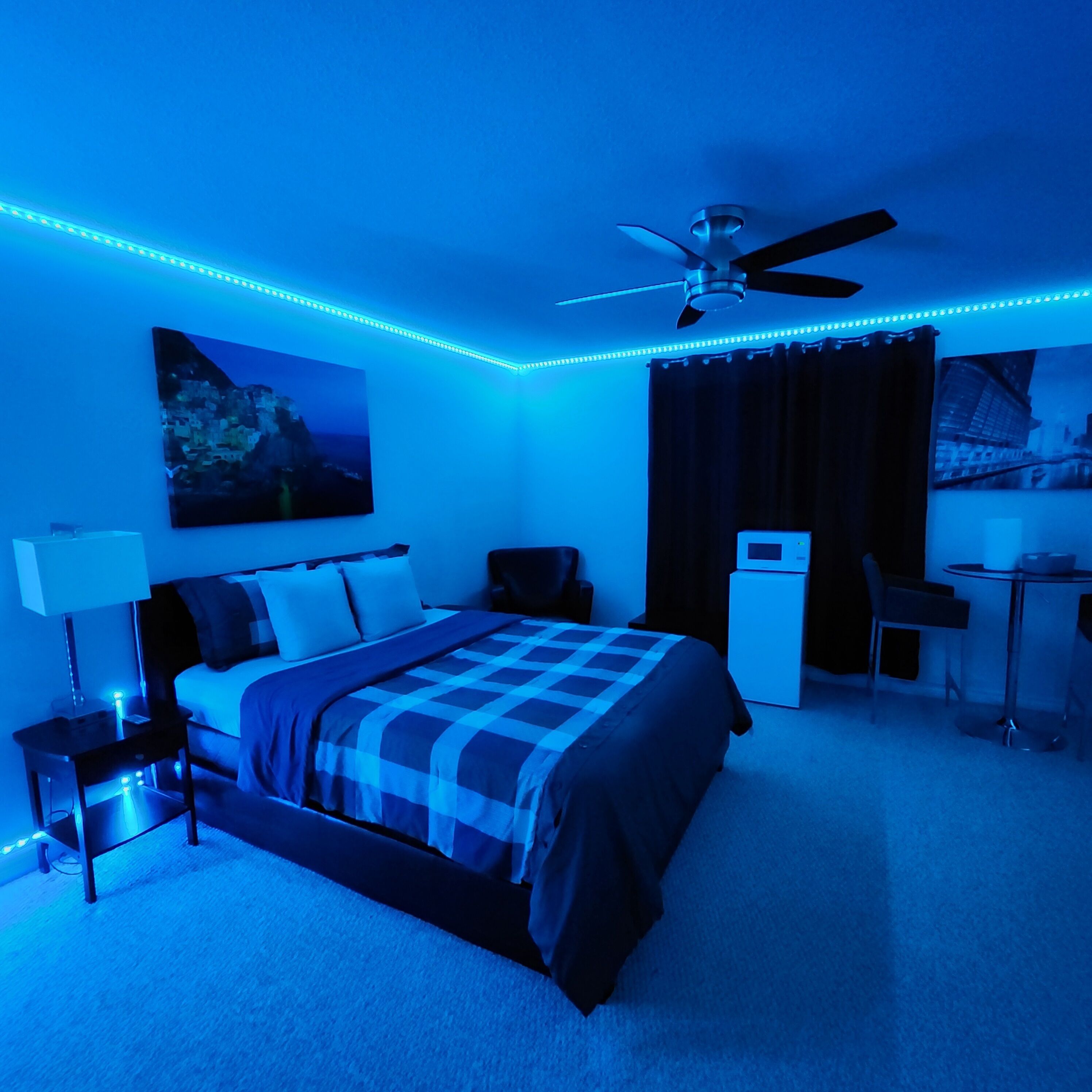 1 bedroom, bed sheets