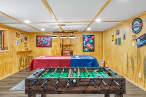 Game room - Together by Nature Cabin • Game Room and Hot Tub (Sevierville)