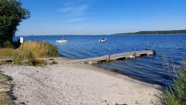 Beach - Charming holiday home with a large, lovely garden (Kirke Hyllinge)
