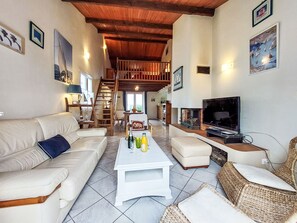 تلفزيون، مدفأة