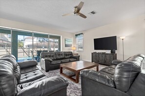 Smart-TV, videospill og fotballspill