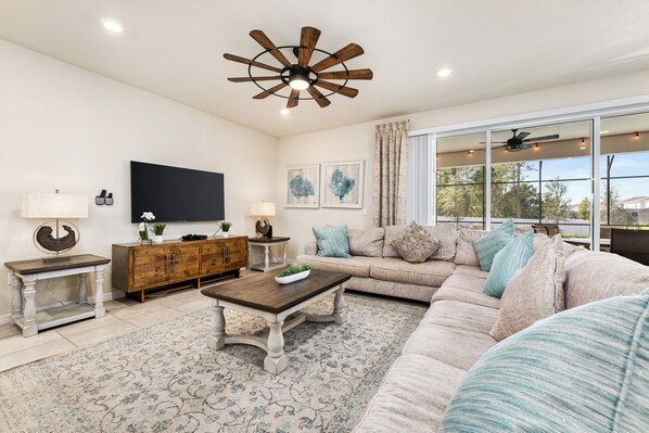 Fernseher, Tischfußball