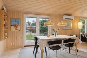 Dining - Cozy summer house in North Jutland (Fjerritslev)