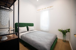 1 chambre, fer et planche Ă repasser, Wi-Fi, draps fournis