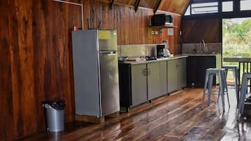 Microwave, stovetop, eco-friendly cleaning products