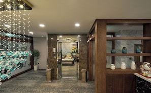 50-inch flat-screen TV with digital channels - Tran Long District 12 (Ho Chi Minh City)