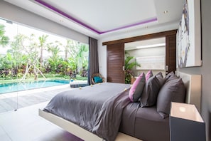 4 bedrooms, in-room safe, iron/ironing board, WiFi